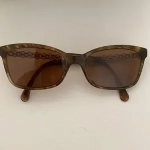 CHANEL | Accessories | Chanel Sunglasses Tortoise Euc  display picture 3
